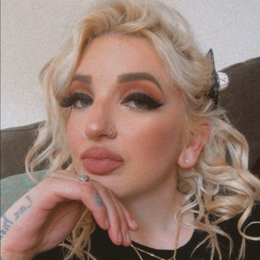 Meet your Posher, Grace